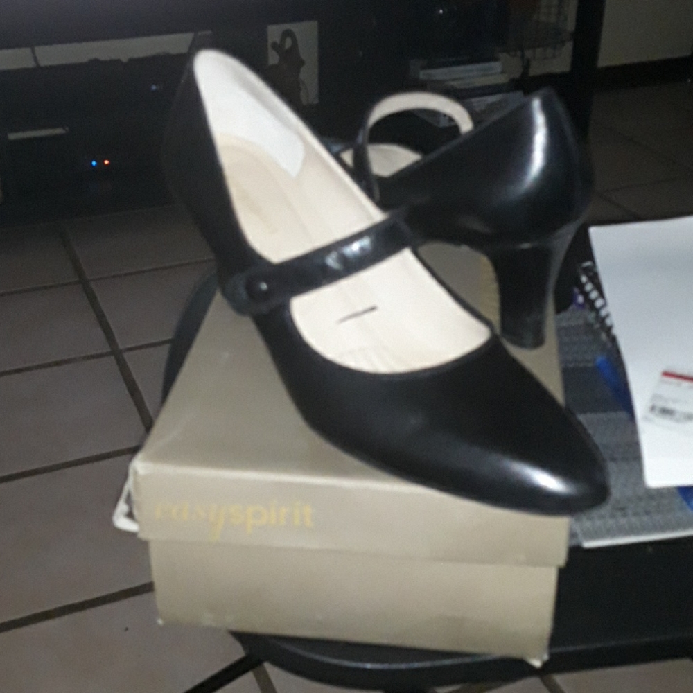 Ladies Shoes
